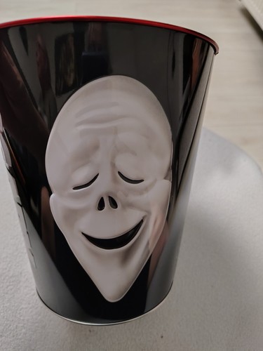 Popcorn eimer scary movie - scary,