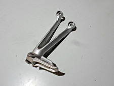 Suzuki  GSX-R 1000  K5 Fussrastenhalter links