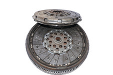 VW T4 Zweimassenschwungrad Kupplung Druckplatte 2,5 TDI ACV AYC AYY 074105264E