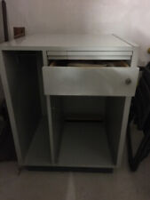 hochwertige Ladeneinrichtung,  3 Massivholzregale , 1 Kassentisch, 1 Ladentisch