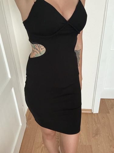 Schwarzes cut out minikleid - out,