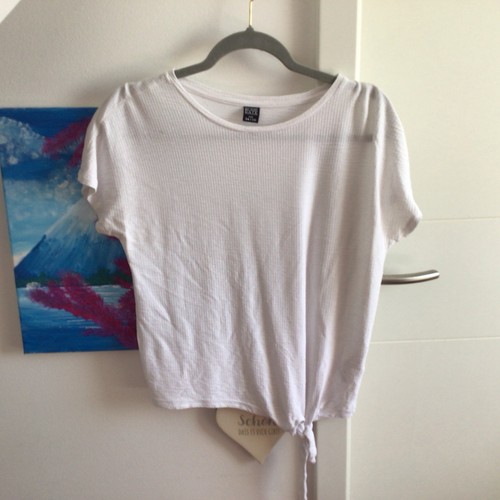 Luftiges weißes sommert shirt - weißes, sommert-shirt
