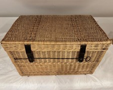 Weidentruhe Wäschekorb Truhe für Bettzeug 77x47x47 cm verschließbar