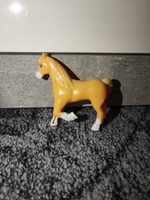 Plastik Pferd mit bewegbaren