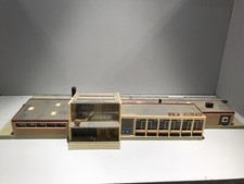 R5-108 (4) Faller 2111 Bahnhof