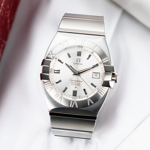 Omega constellation double - omega,