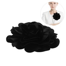  Übertriebene Blumenbrosche