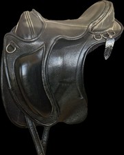 BAREFOOD Sattel Dressursattel