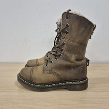 Dr. Martens Triumph Aimilita