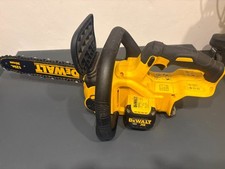 DEWALT 18 Volt Akku-Kettensäge (30 cm Schwert, bürstenloser Motor, werkzeuglose 