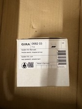 Gira 068203 Adapterrahmen mit steckbarer Abdeckhaube System 55 Reinweiß glänzend