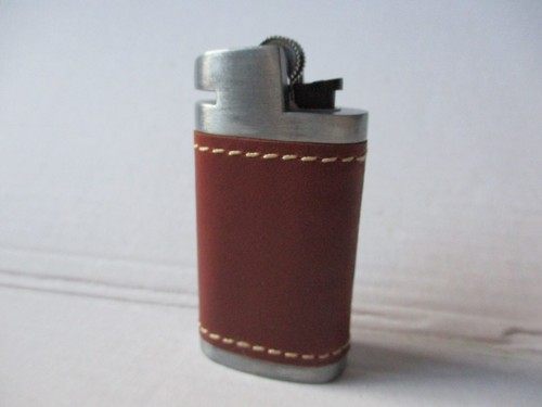 Feuerzeug mit mini bic - feuerzeug, mini-bic