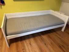 Jugendbett 90 X 200 Massivholz Mit Lattenrost und Matratze