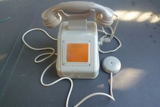 Altes Kurbel Telefon 