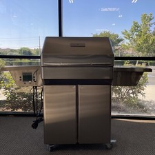 Memphis 28″ Pro Pellet Grill