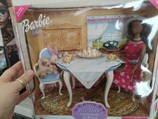 Rara Barbie tea Time Afro Con