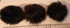 3 x Kunstfell Bommeln Schwarz, 9-10 cm Mützen Beanies Winter Fellbommel Anhänger