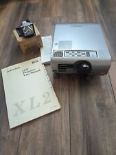 Mitsubishi XL2U Beamer -