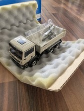 Conrad Man 3 Achs Kipper 1:50