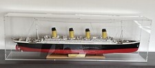 RMS Titanic Modell 110cm mit Holzsockel inkl. maßgefertigter Acrylvitrine
