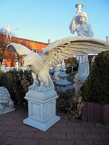 Steinfigur adler xxl sockel - &,