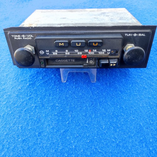 Grundig autoradio mit cassette - grundig,