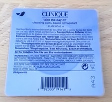 CLINIQUE  take the day of