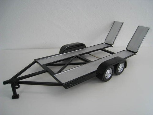 Auto trailer mit reifenregal - auto-trailer,
