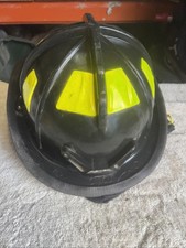 Cairns 1044 Feuerwehrhelm mit