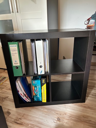 Dunkles ikea regal - regal, zu
