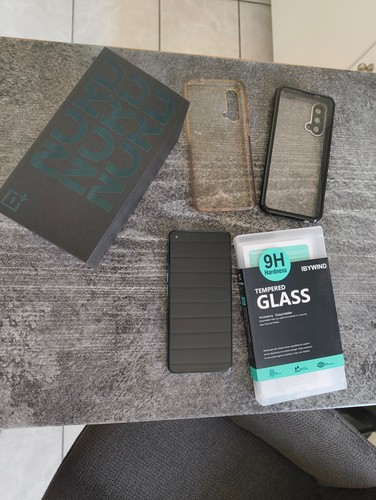 One plus nord 5g - one,