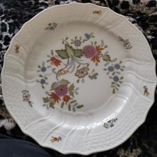 Hutschenreuther Speiseteller Form Dresden Blumendekor 
