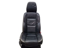 Sitz vorne rechts Leder