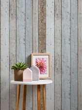 Holztapete im Shabby Chic &