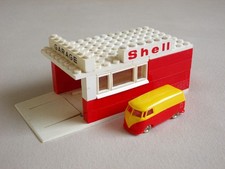 Kleiner Lego 1/87 VW Bus an