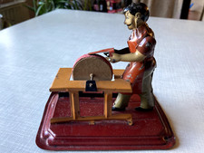 Mann am Schleifstein (alt) - Zubehör - Dampfmaschine - 11,5 x 8 x 10,5 cm
