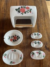 Royal Porzellan Bavaria, Badezimmergarnitur, Weiß, Rosenmuster