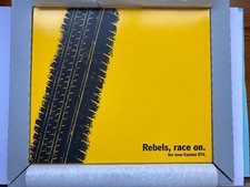 Porsche Cayman GT4 Mailing | Fahne + Buch