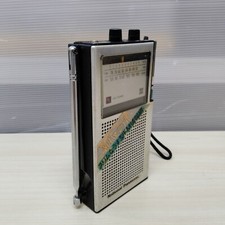 National RF-517 Small Radio