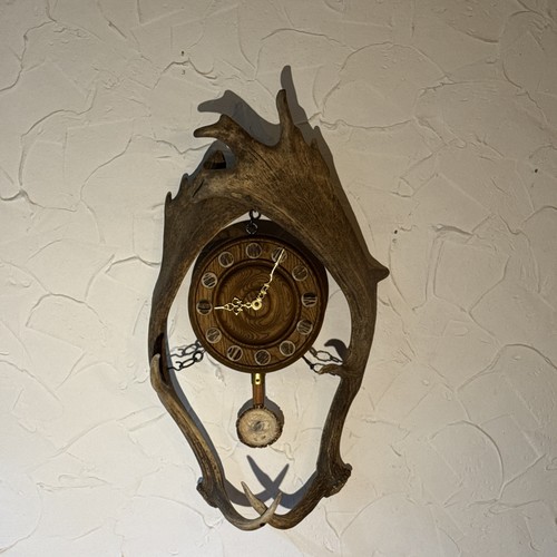 Uhr mit geweih echtholz - mit,