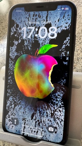 Apple iphone 128gb - 11,