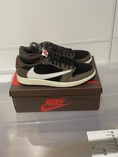 Jordan 1 Low Travis Scott Dark