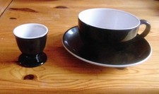 Dibbern Solid Color Schwarz, 1 große Tasse mit Untertasse und Eierbecher