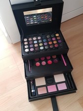 Schminkkoffer Leder, Schwarz, gefüllt