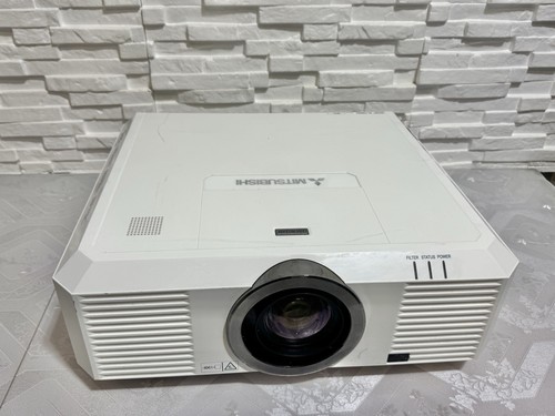 Mitsubishi xl7000u beamer 5200 - mitsubishi,