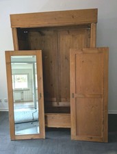 Alter Kleiderschrank / Wäscheschrank / Dieleschrank / Holzschrank 
