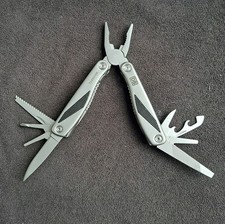 Richartz Großes Multitool Taschenmesser + Tasche Zange Säge Feile Outdoor