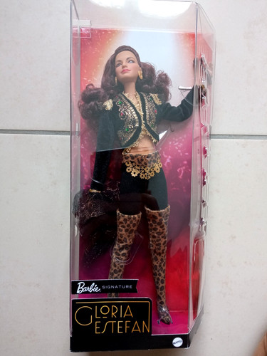 Barbie signature gloria - signature,
