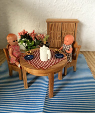 Eßzimmer Lundby für Puppenstube Puppenhaus mit Deko und 2 Püppchen