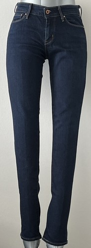 Levi demi curve - curve, w26